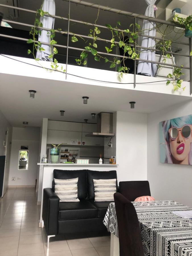 El Depto Tipo Duplex Pleno Centro Incluye Cochera Consultar Servicio De Parking Apartment Монте Гранде Екстериор снимка